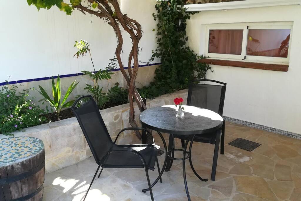 Tiny House 12M2 In Holiday Park With 55 M2 Pool Tolox Exterior foto